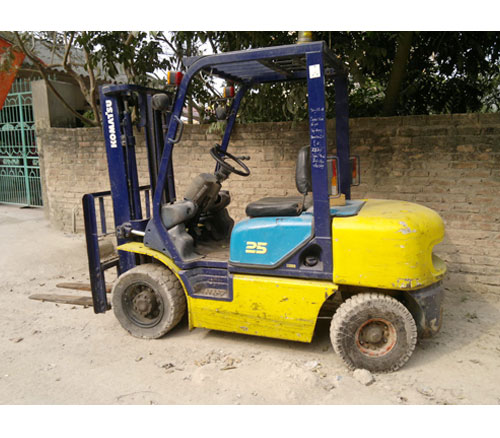 Xe nâng dầu KOMATSU FD25C-16