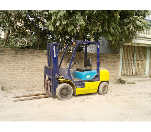 Xe nâng dầu KOMATSU FD25C-12